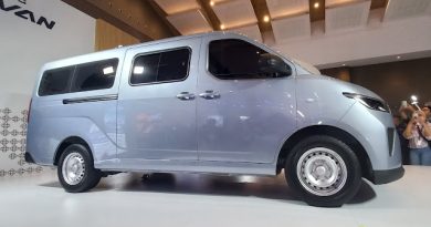 Wuling EV Van Resmi Diperkenalkan di PEVS 2025, Siap Gempur Segmen Komersial