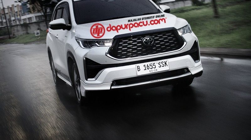 Daftar Harga Mobil Hybrid Toyota Terbaru April 2025