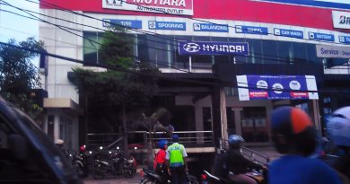 Proton Hadir di Depok