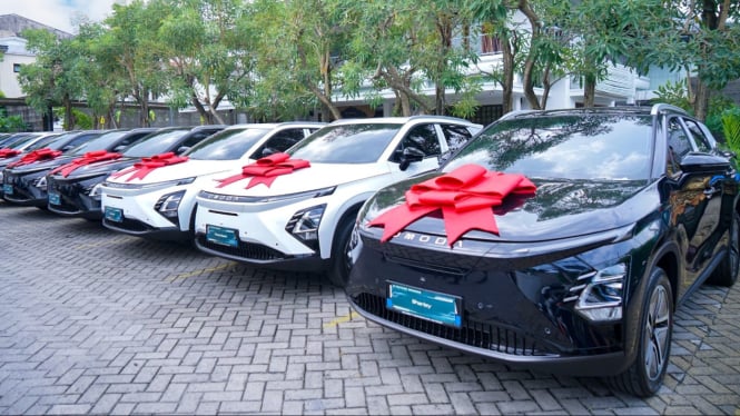 Dealer Mobil Gulung Tikar, Gara-Gara Gempuran Mobil Cina?