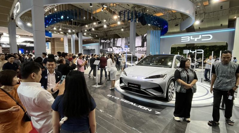 Pasar Otomotif Indonesia 2025: Penjualan Lesu, Merek China dan Mobil Listrik Ambil Alih Panggung