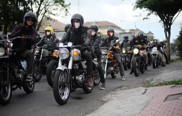 Komunitas Motor Ramaikan Momen QJMotor Mengaspal di Pulau Dewata - Indo Bali