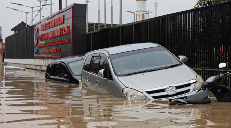8 Hal yang Wajib Dicek Setelah Mobil Terendam Banjir, Jangan Sampai Dibiarkan!