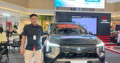 Mitsubishi Destinator Terbaru Curi Perhatian di Living World Pekanbaru