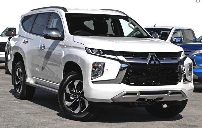 Mitsubishi Pajero Siap Comeback 2026, SUV Legendaris Bangkit Lagi