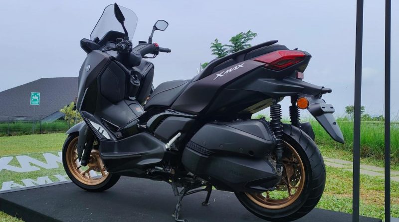 Harga dan Fitur Yamaha XMAX 250 Terbaru Oktober 2025, Skutik Touring Canggih