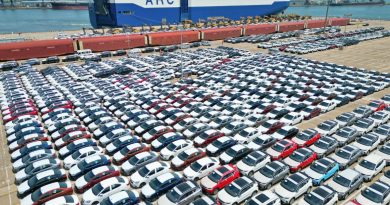Daftar Mobil Terlaris September 2025